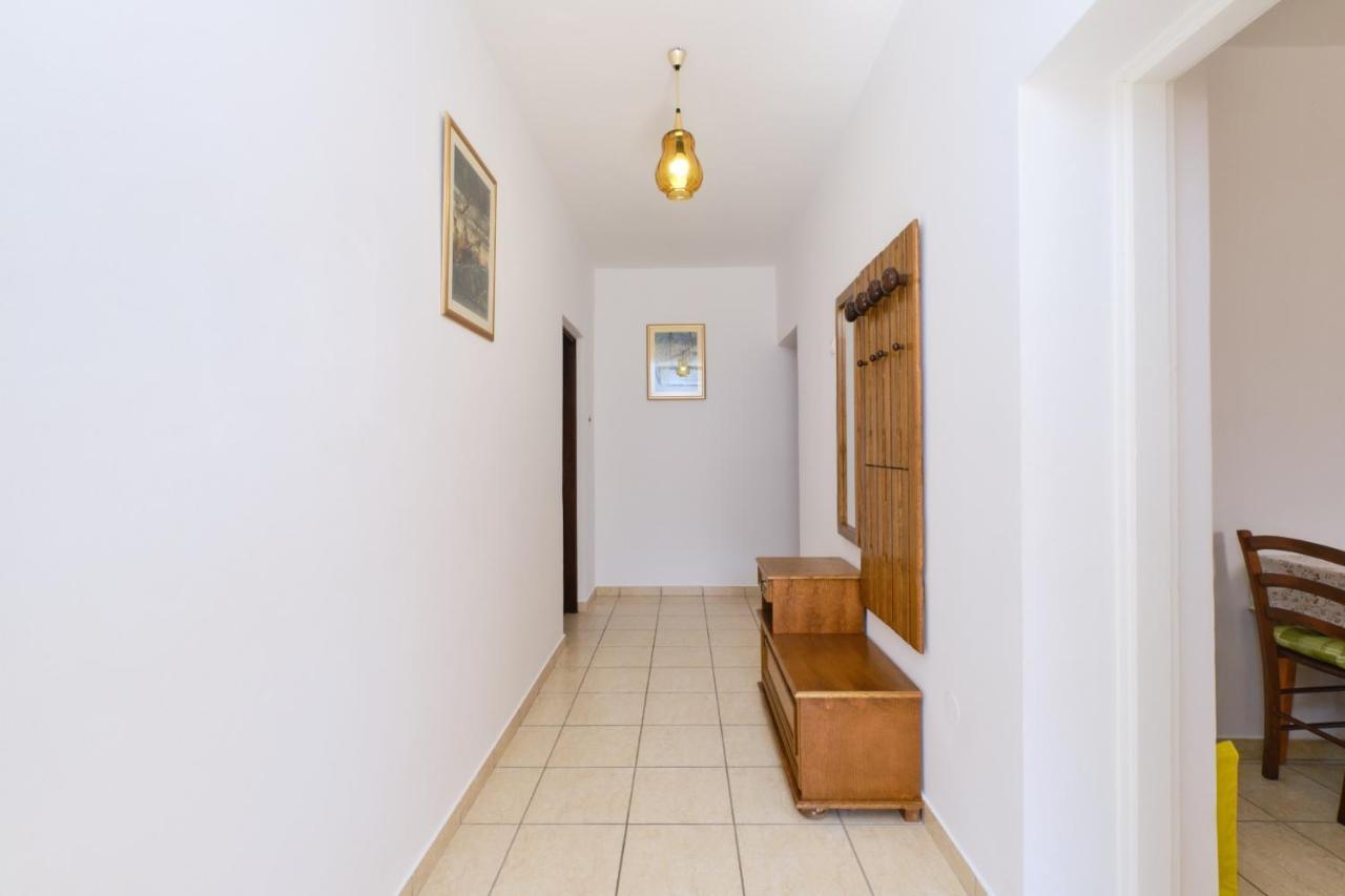 Apartments Blanka Nerezine Εξωτερικό φωτογραφία