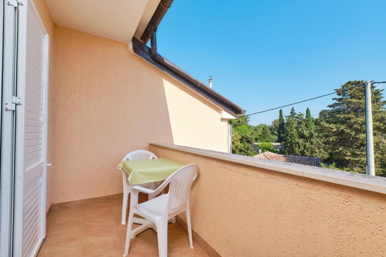 Apartments Blanka Nerezine Εξωτερικό φωτογραφία